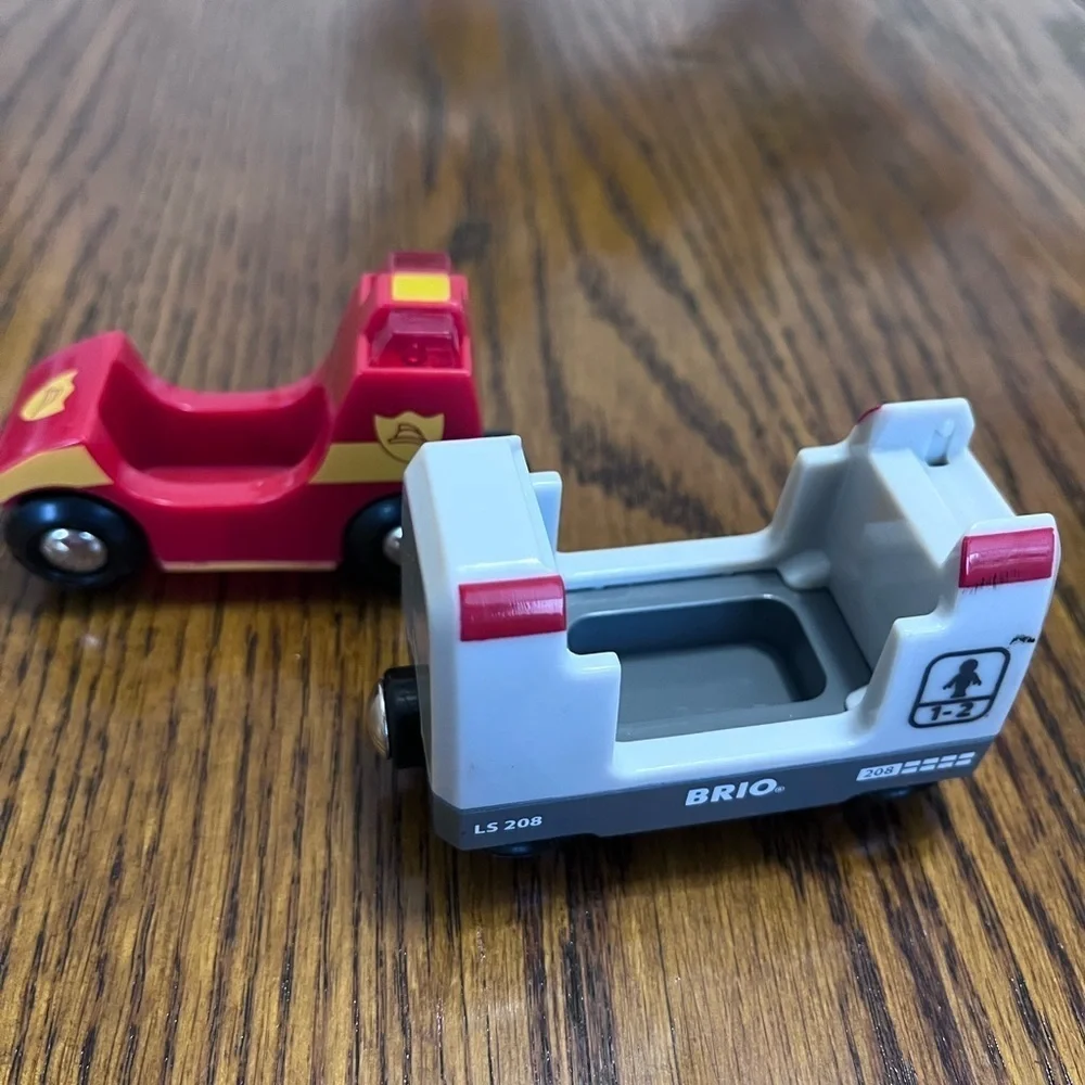 Brio World Railway Shuttle Train And Fire‎ Engine